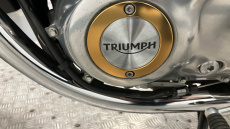 Triumph Bonneville T120 Jet Black
